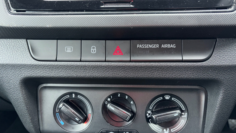 Skoda Fabia 1.0 MPI SE 5dr Petrol Hatchback